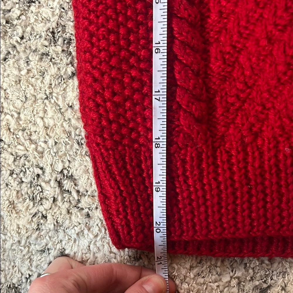 MADE IN URUGUAY Ladies medium Red Turtleneck Sweater 100% virgin wool hand knit - Picture 7 of 10